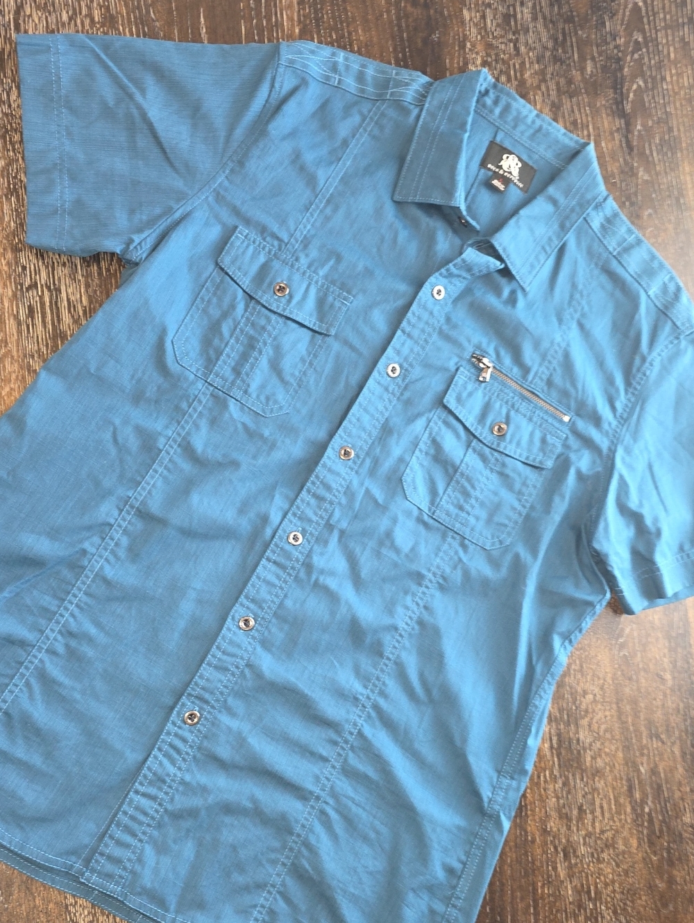 Rock & Republic Short-Sleeve Button-Down Shirt in Teal